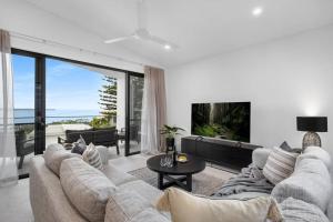 Blenheim Beach Villa