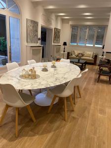 Maisons d'hotes MAISON STANDING PROCHE ROLAND GARROS et JO 2024 : photos des chambres