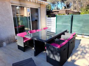 Appartements Maisonnette au milieu des pins : photos des chambres