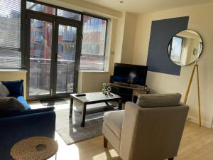 Modern 2 BDR Flat in Nottingham City Centre with free parking