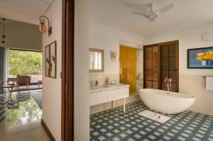Melhor stays Villas - UL- C2 7BHK villa with private pool, Assagao