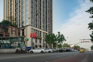 Wuyu Hotel, Smart Park & Happy Valley Jinshansi Metro - Yuanyangqiao