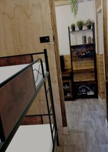 Two-Bedroom Cosy Country Lodge with Private Patio