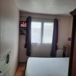 Appartements FACE ECOLE DE VOILE LA PLAGE A 50 metres : photos des chambres