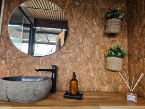 Viña Candaz By Oktheway