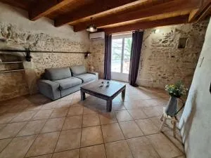 Gite Lizéa - Vénéjan