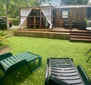 Campings Bisca plage,piscines a 2 pas, en famille by Vayny : photos des chambres