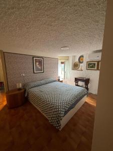 PM 50 Viale Ugo Foscolo Guest House