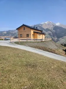 Lipphütte Top Lage mit traumhafter Aussicht - Hundsdorf