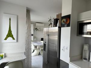 Appartement de standing, parking privé, climatisé, proche du centre-ville et la gare centre