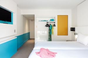 Hotels Ibis Styles Menton Centre : photos des chambres