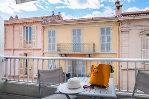 Hotels Ibis Styles Menton Centre : photos des chambres