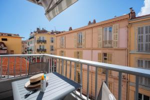 Hotels Ibis Styles Menton Centre : photos des chambres