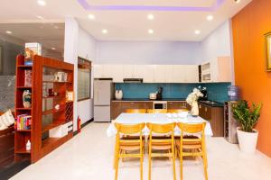 Leila House - DaNang Central - 3BRs - Free Airport Shuttle