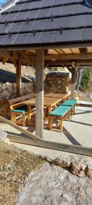 Wooden house Nada (Drvena kuća Nada)