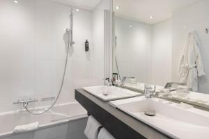 Hotels Ibis Styles Menton Centre : photos des chambres