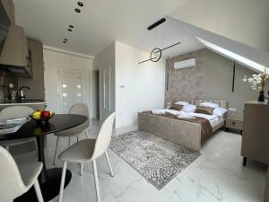 ASTRA LUX Apartments