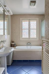 SACRE COEUR Grand Duplex 130 m2 - 4 chambres + double living