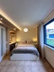 Simple Pleasure Verde Blu App - Ano Pyrgi