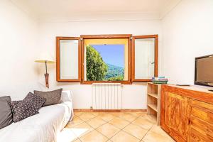 Appartements Locations-06 La maison de Noelie 1er etage, gite pour 6 au calme sur la Cote d-Azur : photos des chambres