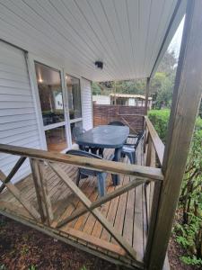 Campings Camping L'Oree des Cevennes : Mobile Home avec Terrasse