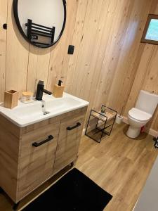 Chalets Chalet Les Bruyeres proche du lac des Settons : photos des chambres