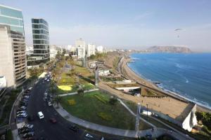 Oceanfront Miraflores Larcomar next to Marriott