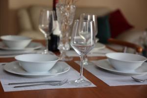 Mayfair Cosy 2BR Apartment