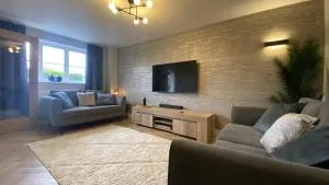 Whittaker Mews near Alton Towers - Combridge