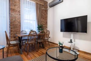 Spacious Rustic 2 Br Few Steps From Galata Tower