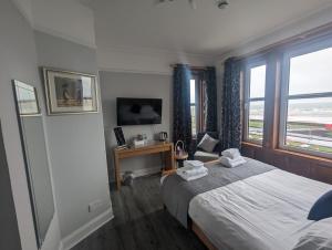 The Cairns Leven