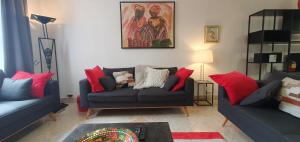 COQUELICOT - Spacieuse maison 172m2 - 4 chambres - Parking Privé & Wifi Gratuit