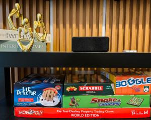 K&K The Modern Crib at Holland Park Condo Southwoods City