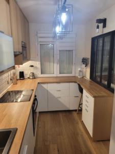 Appartements APPARTEMENT AGREABLE PROCHE DES SITES JO 2024 : photos des chambres