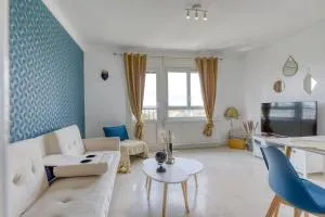 *Le moderne* Paris / la Défense parking / JO 2024 - Carrières-sur-Seine