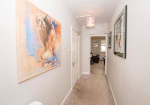 Seabirds - Cosy Ground Floor Apartment with Parking Space