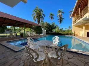 满月旅馆 - 雅帕拉廷加