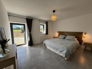 Maisons de vacances Gite Franchesse, 4 pieces, 6 personnes - FR-1-489-506 : photos des chambres