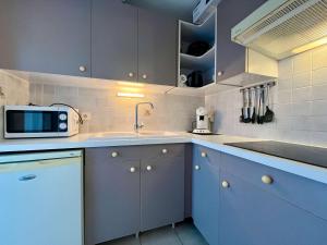 Appartement 2 pièces avec terrasse, à 150m des plages - Cavalaire-sur-Mer - FR-1-226B-192