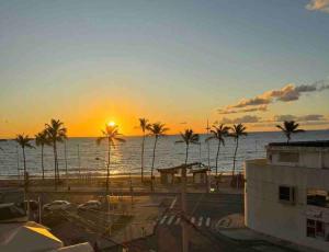 Studio 202 Aconchegante com Rede na Varanda e Piscina em Salvador