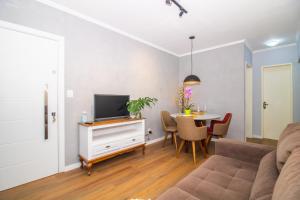 APTO 2 DORM PRÓXIMO CONSULADO AMERICANO, FIERGS, C0MPLETO E GARAGEM