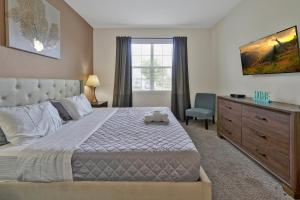 Close to Disney luxury home W Pool, Games