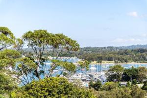 Newly renovated 4 bedroom home in Newport with Pittwater views