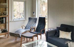 4 Bedroom Stunning Home In Ljusterö