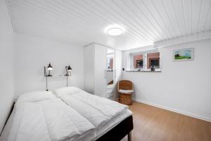 Nyd den skønne natur ved hav og fjord