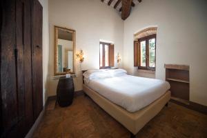 Double Room room in La Maestà antica dimora di campagna