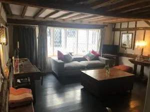 Hastings Old Town. Cottage - by the sea - Ore