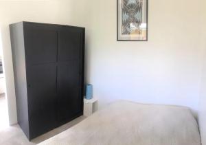 Appartements Studio avec jardin a 2km de L'Ocean ! : photos des chambres