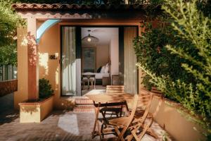 Hotels Ermitage de l'Oasis & Spa - Cannes Mandelieu : photos des chambres