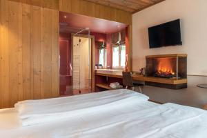 Superior Deluxe Double or Twin Room